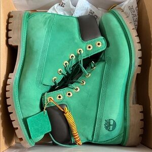 Timberland Green Nubuck Boots with Tan Lug Soles